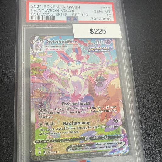 Pokémon Sylveon VMAX 212/203 PSA 10