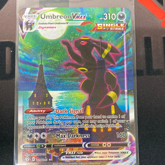 Pokémon Umbreon VMAX Evolving skies