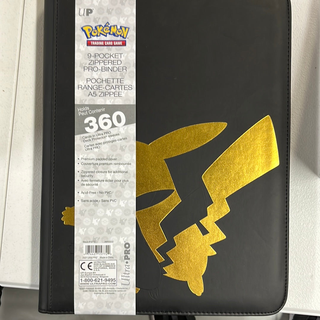 Ultra Pro Pokémon premium binder