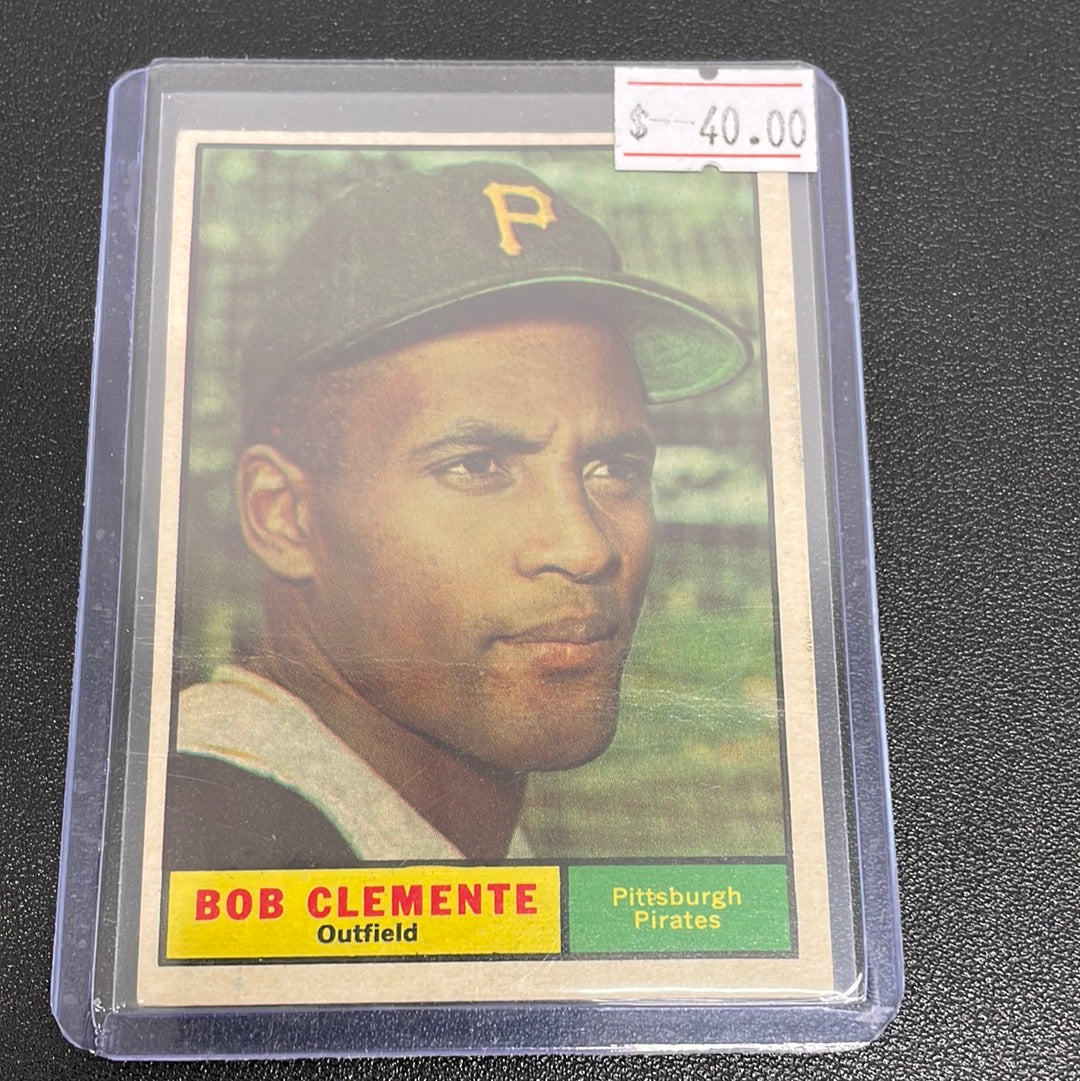 1961 Topps Bob Clemente 388